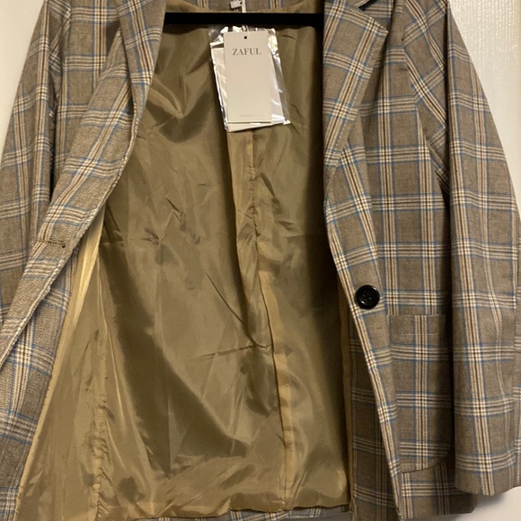 BOGO FREE Zaful Plaid Blazer - Picture 3 of 3